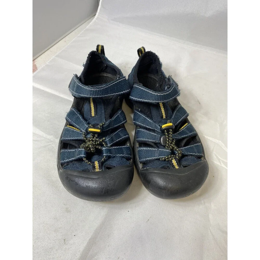 Keen Big Kids Newport H2 Waterproof Hiking Sandals Blue Black Closed Toe Size 3